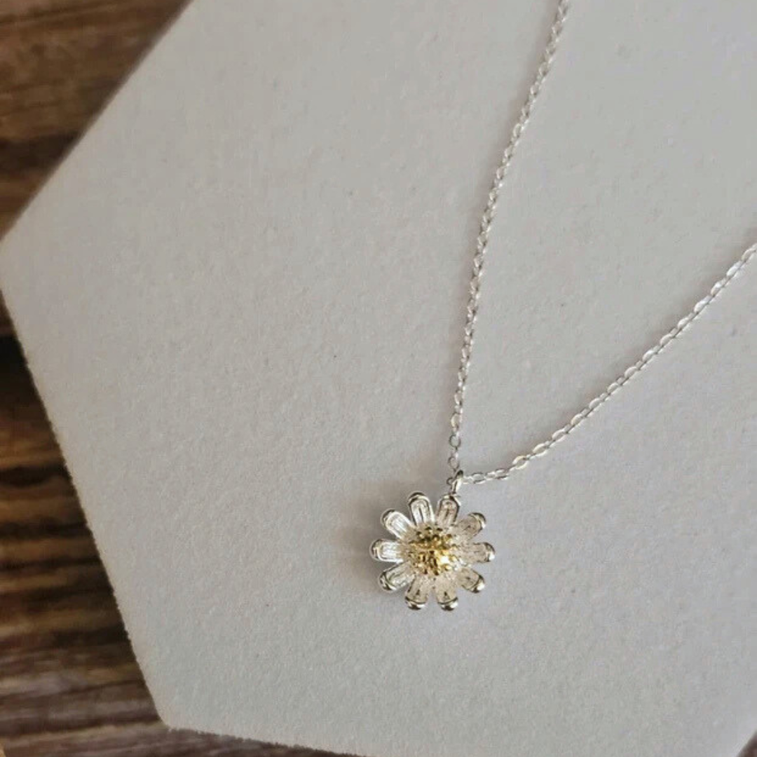 Daisy Daydream Necklace - 925 Silver