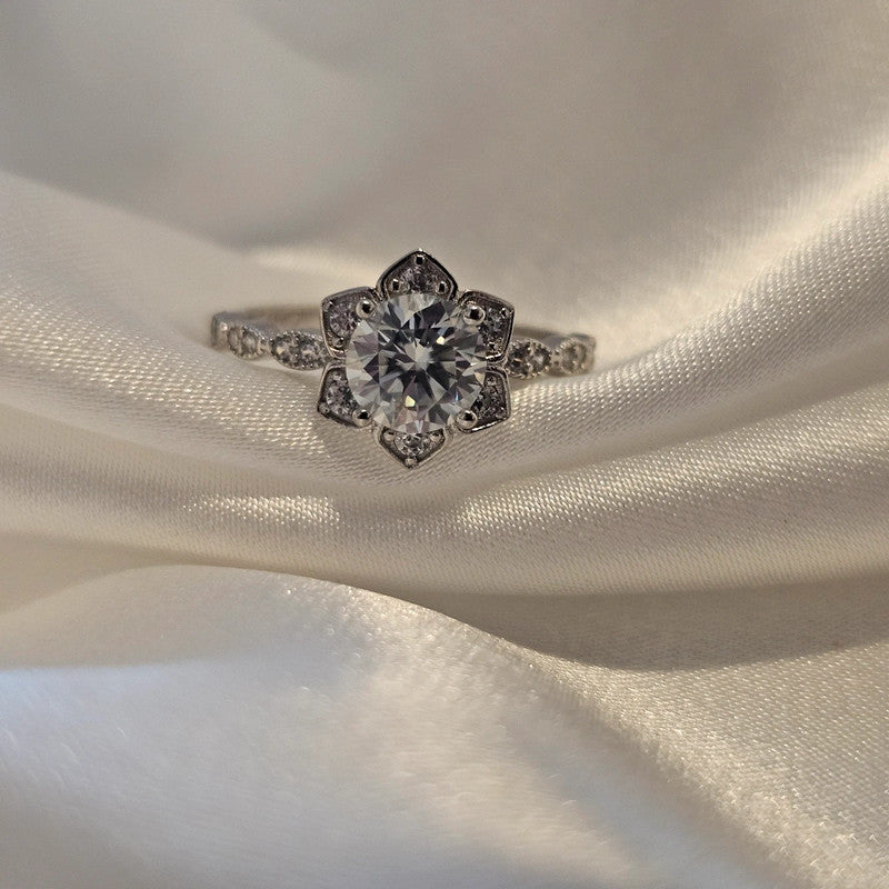 Floral Moissanite Ring 1ct – 925 Sterling Silver