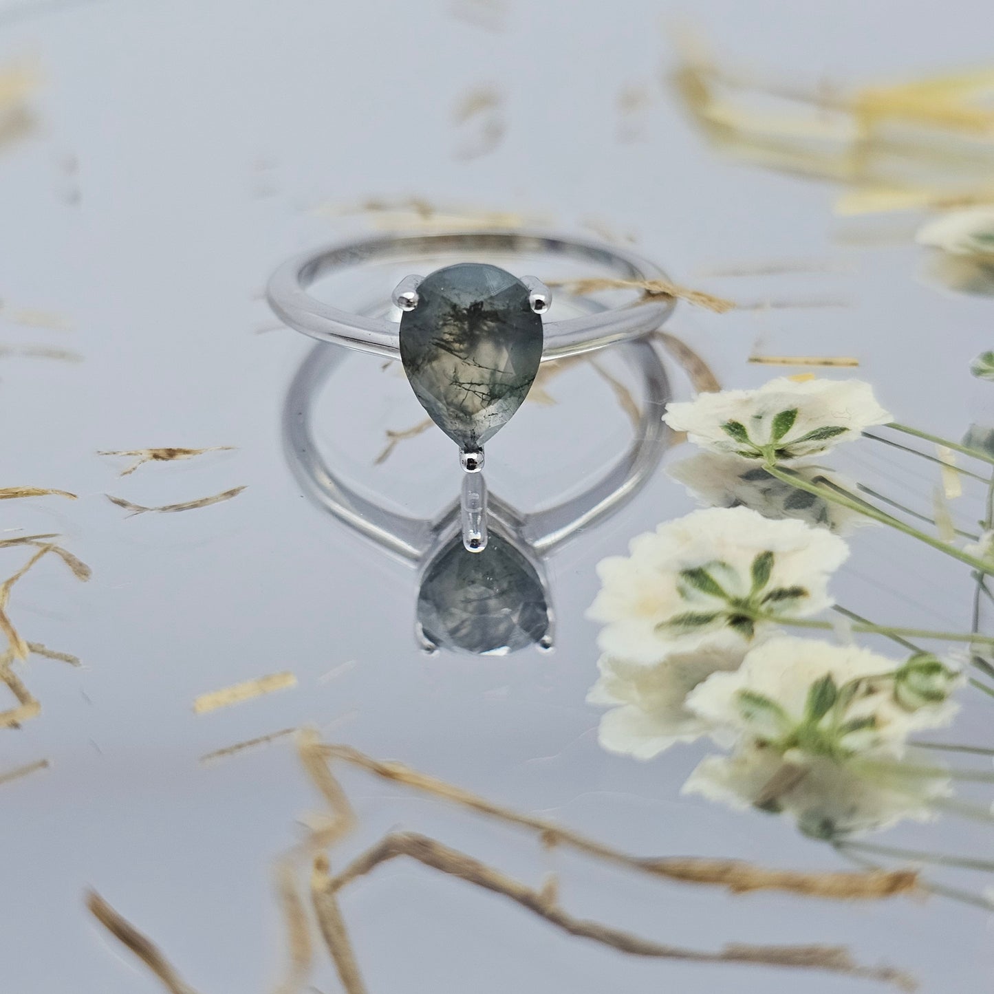 Droplet Promise Ring - Moss Agate