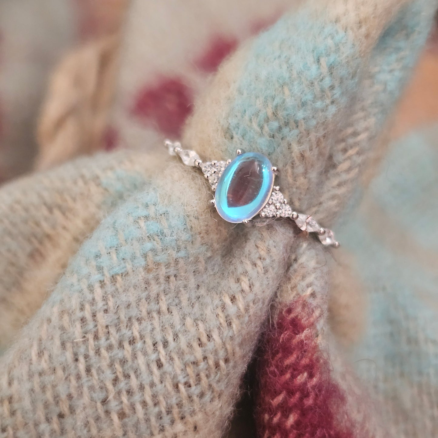 Winter Halo Ring – 925 Sterling Silver Moonstone & Cubic Zirconia