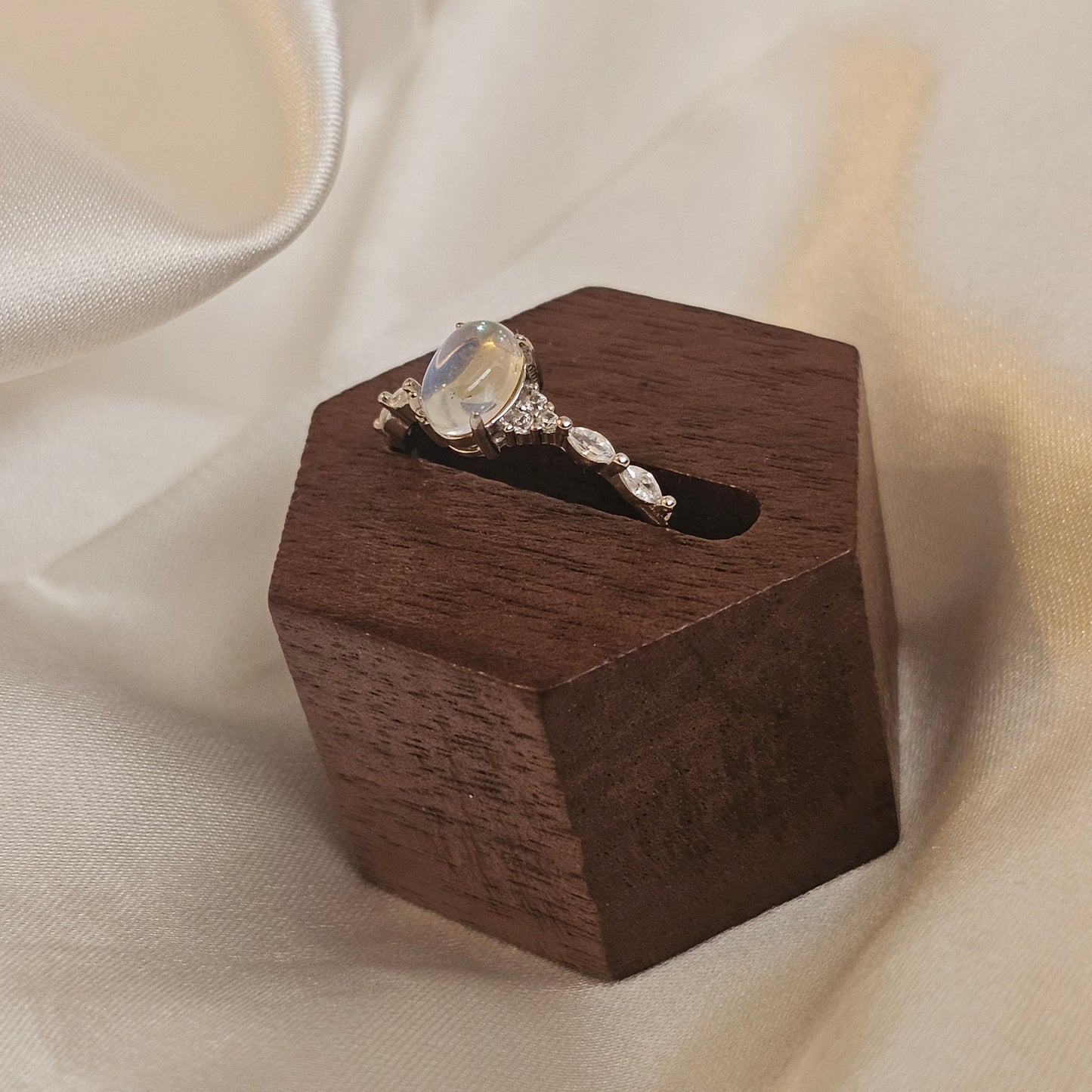 Winter Halo Ring – 925 Sterling Silver Moonstone & Cubic Zirconia