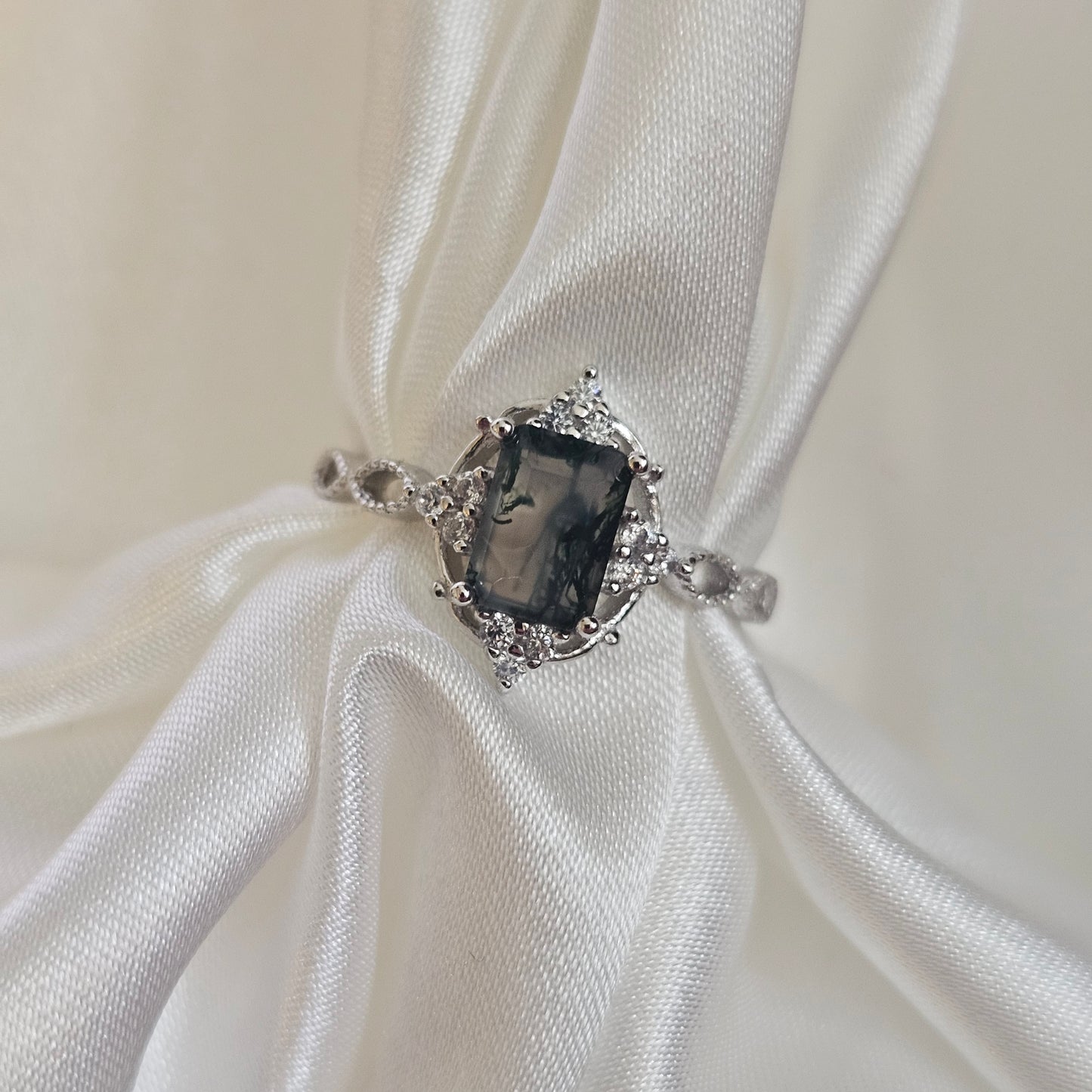 Enchanted Forest Moss Agate Ring – Natural Moss Agate in 925 Sterling Silver with Cubic Zirconia