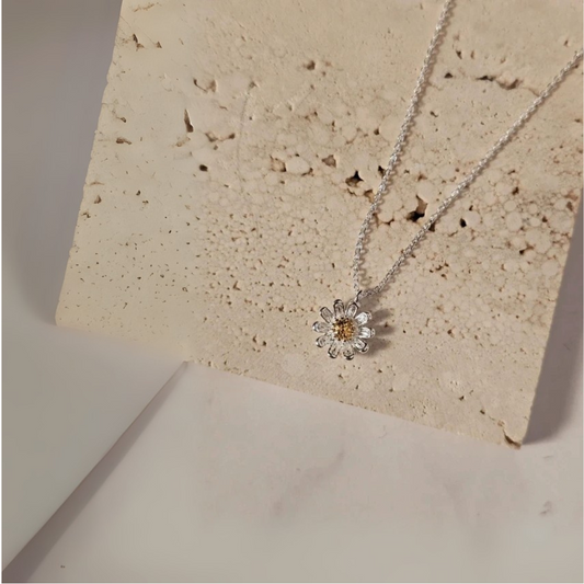 Daisy Daydream Necklace - 925 Silver