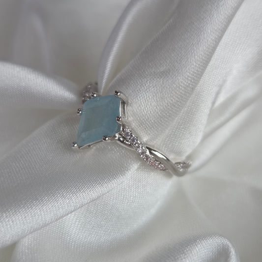 Aqua Tidal Crown Ring – Natural Aquamarine Kite Cut in 925 Sterling Silver, Platinum Plated