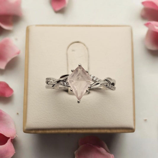 The Magic of Rose Quartz: Origins, Benefits & Why It’s a Jewellery Favourite