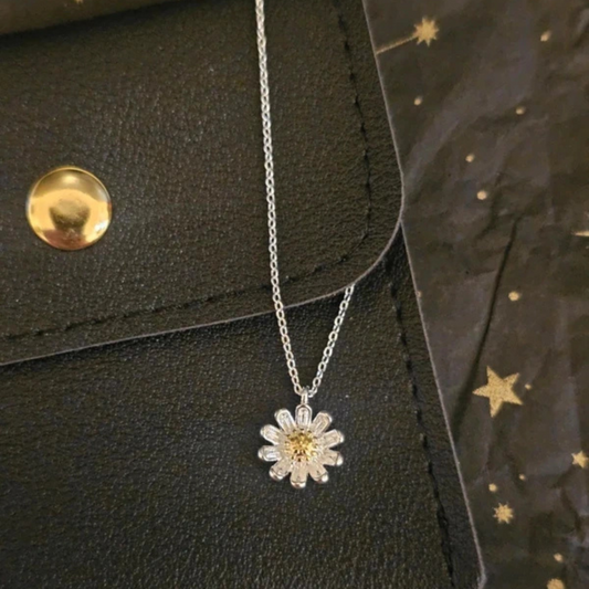 Daisy Daydream Necklace - 925 Silver