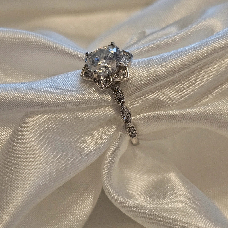 Floral Moissanite Ring 1ct – 925 Sterling Silver