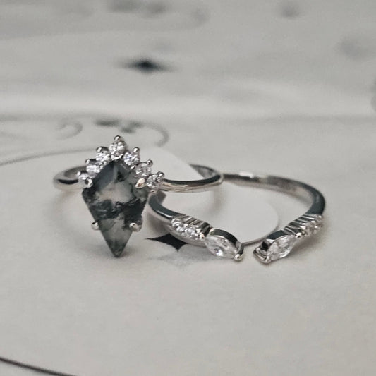 Moss agate rings set of 2 on halloween surface 925 silver with natural moss agate stone