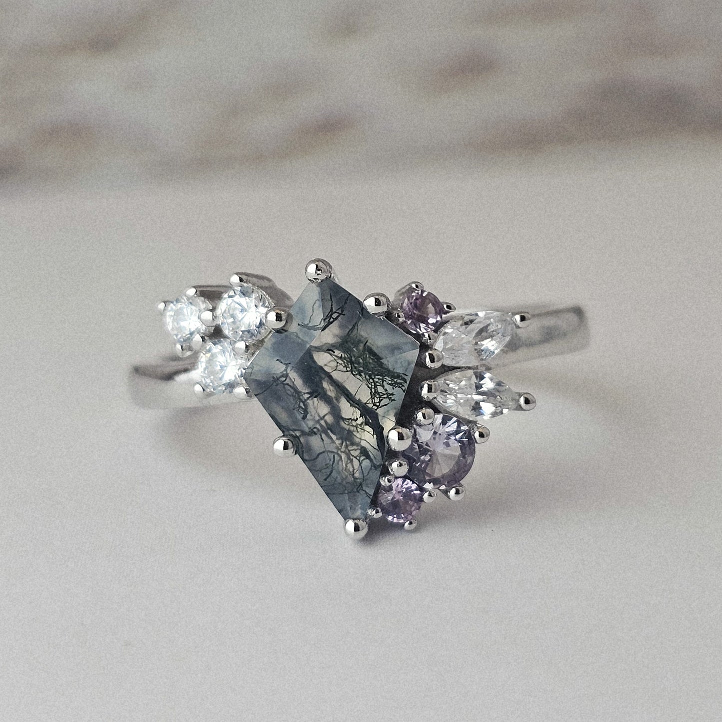 Aurora Forest Ring – Moss Agate & Alexandrite in 925 Sterling Silver