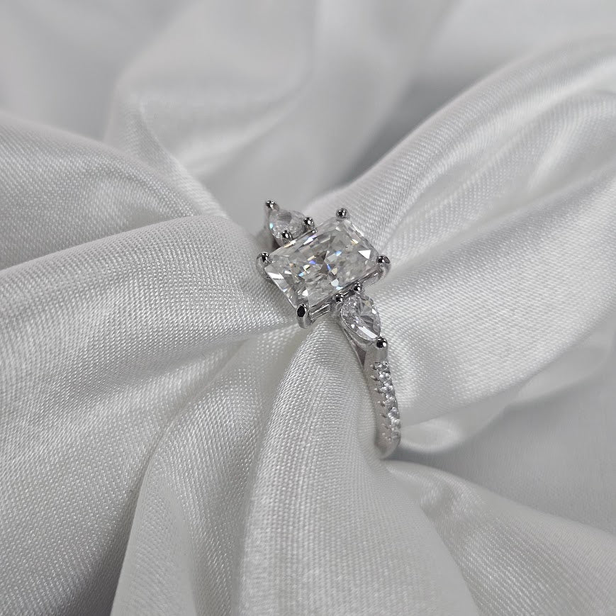 Radiant Cut 2ct Moissanite Engagement Ring – 925 Sterling Silver