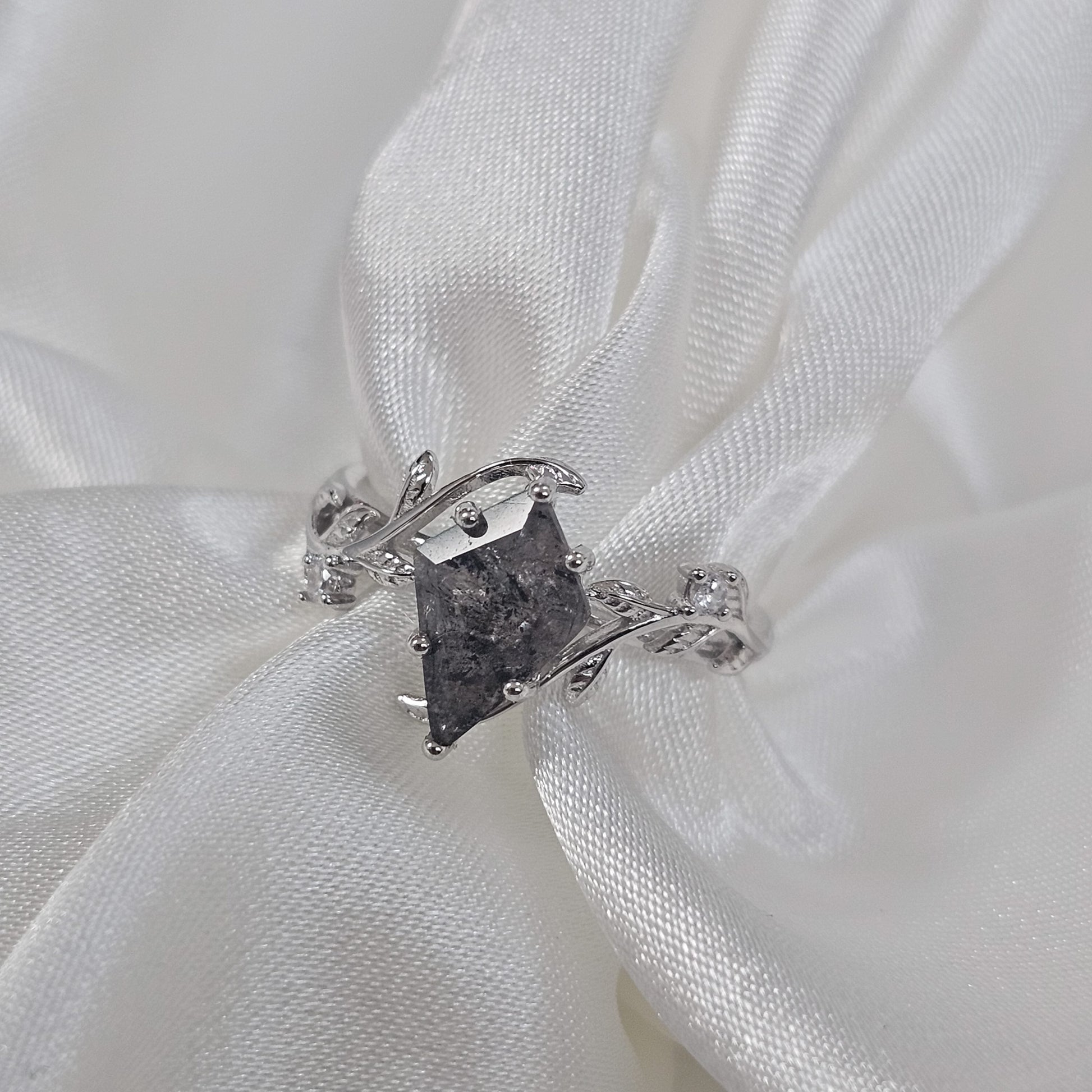 salt and pepper Herkimer diamond quartz ring set 925 silver with cubic zirconia accent stones