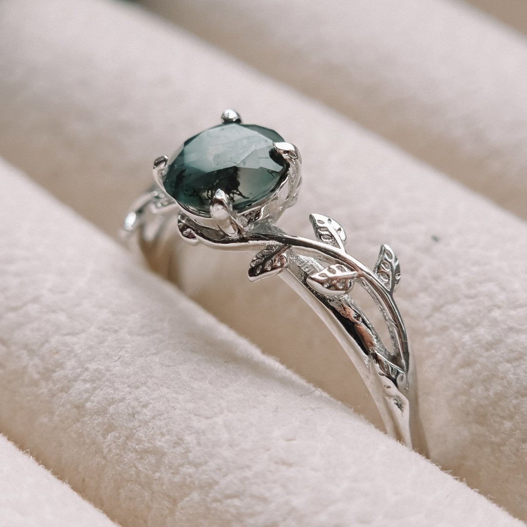 Moss Agate Leaf Ring | Forest Inspired | 925 Sterling Silver Moonstone&Sage