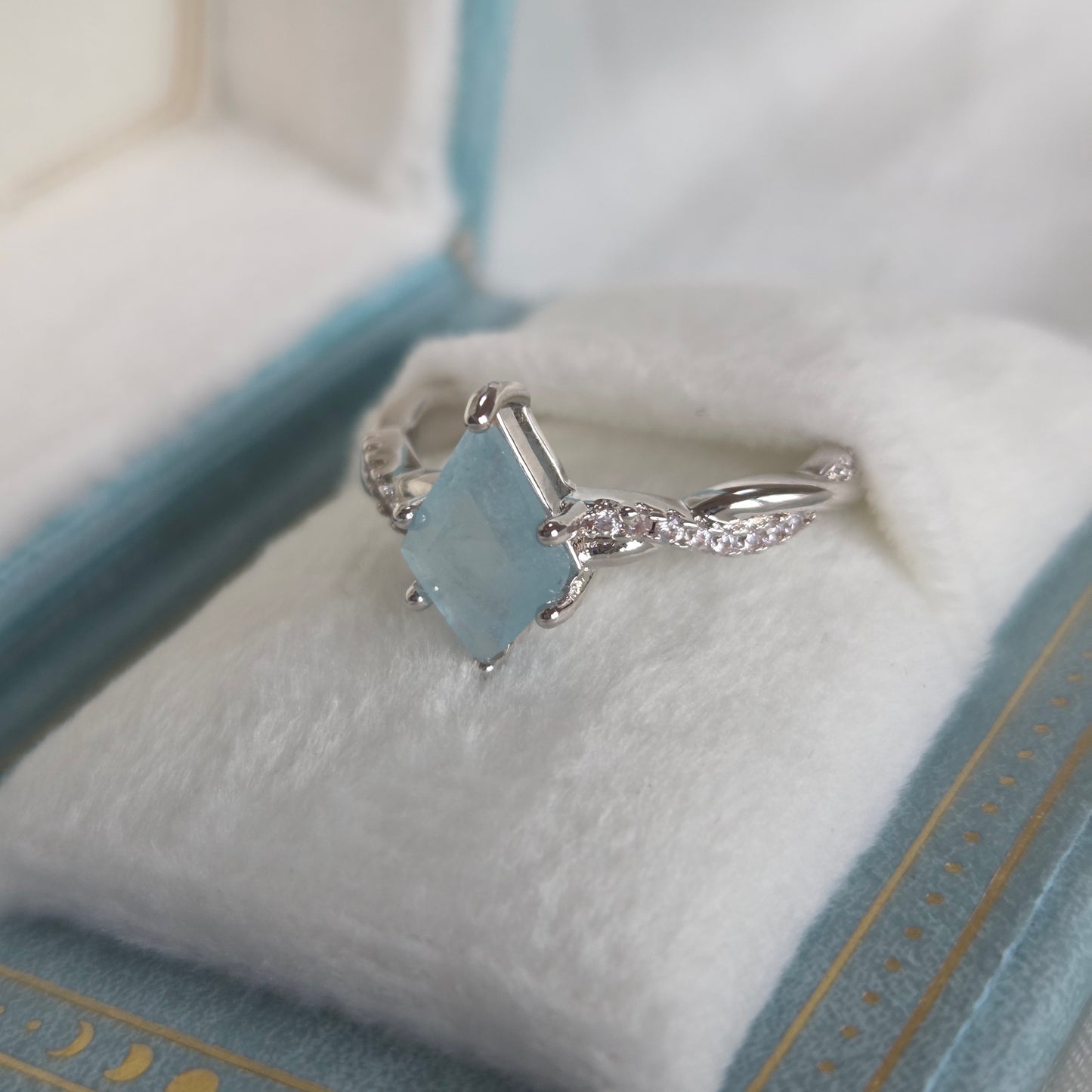 Aqua Tidal Crown Ring – Natural Aquamarine Kite Cut in 925 Sterling Silver, Platinum Plated