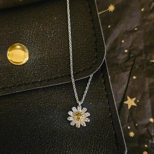Daisy Daydream Necklace - 925 Silver Moonstone&Sage