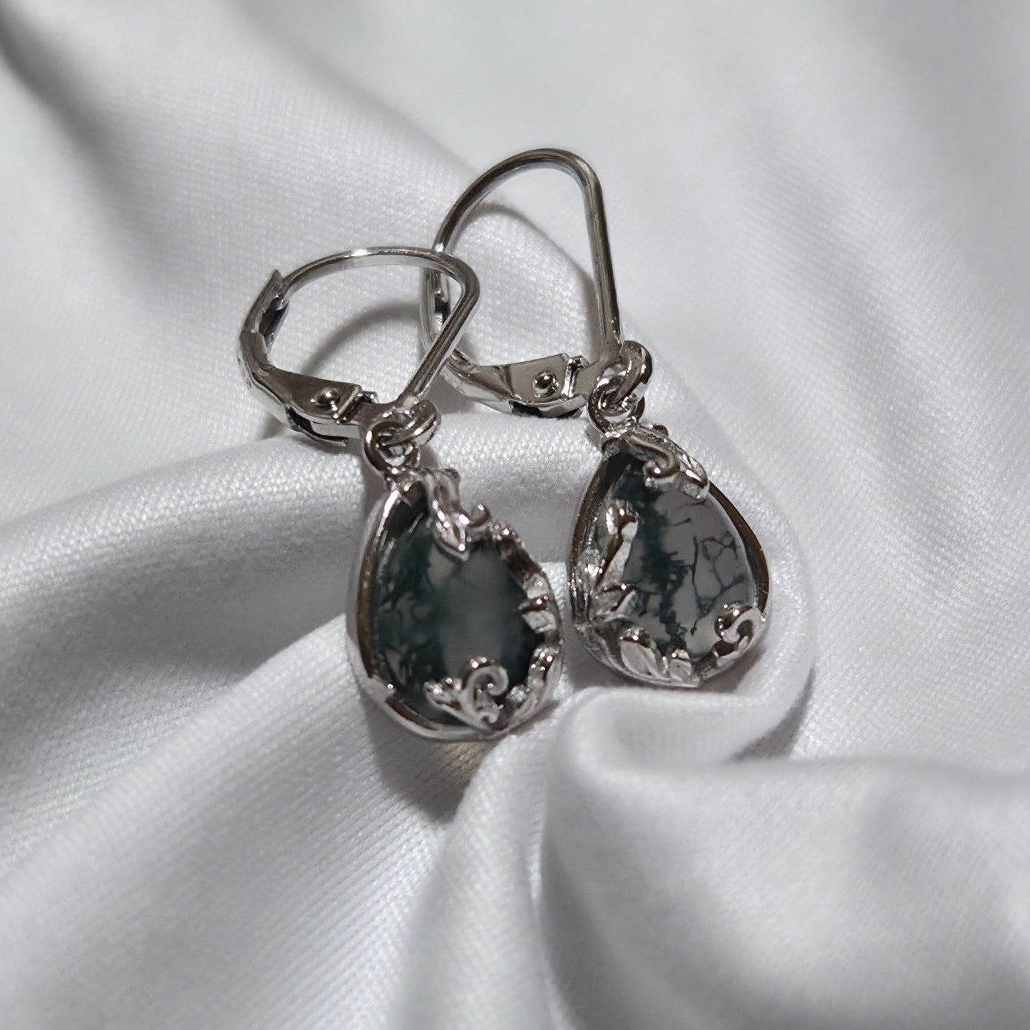 Whispering Moss Earrings – Natural Moss Agate Teardrop Drop Earrings in 925 Sterling Silver