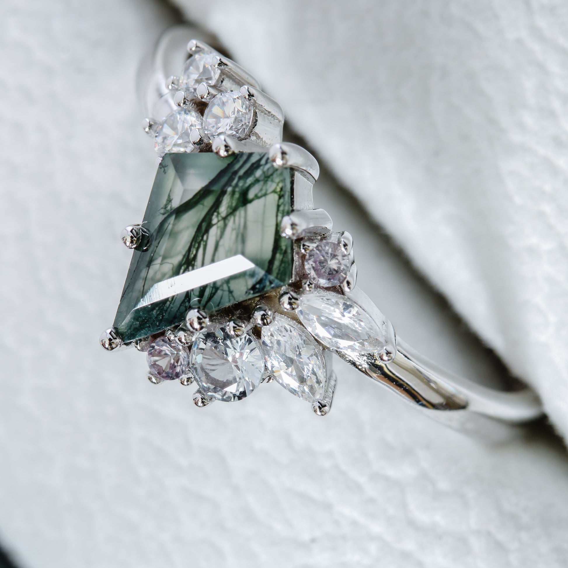 Aurora Forest Moss Agate Alternative Engagement Ring Moonstone&Sage