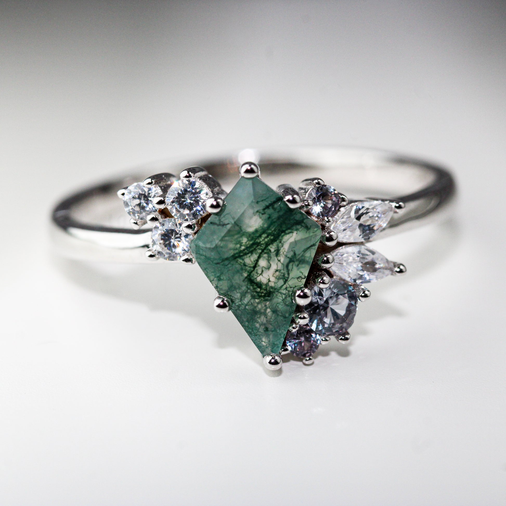 Aurora Forest Moss Agate Alternative Engagement Ring Moonstone&Sage
