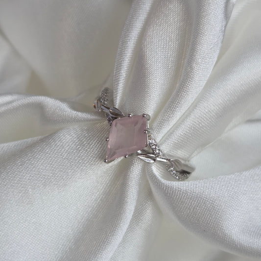 Quartz Crown Ring – Natural Rose Quartz in 925 Sterling Silver