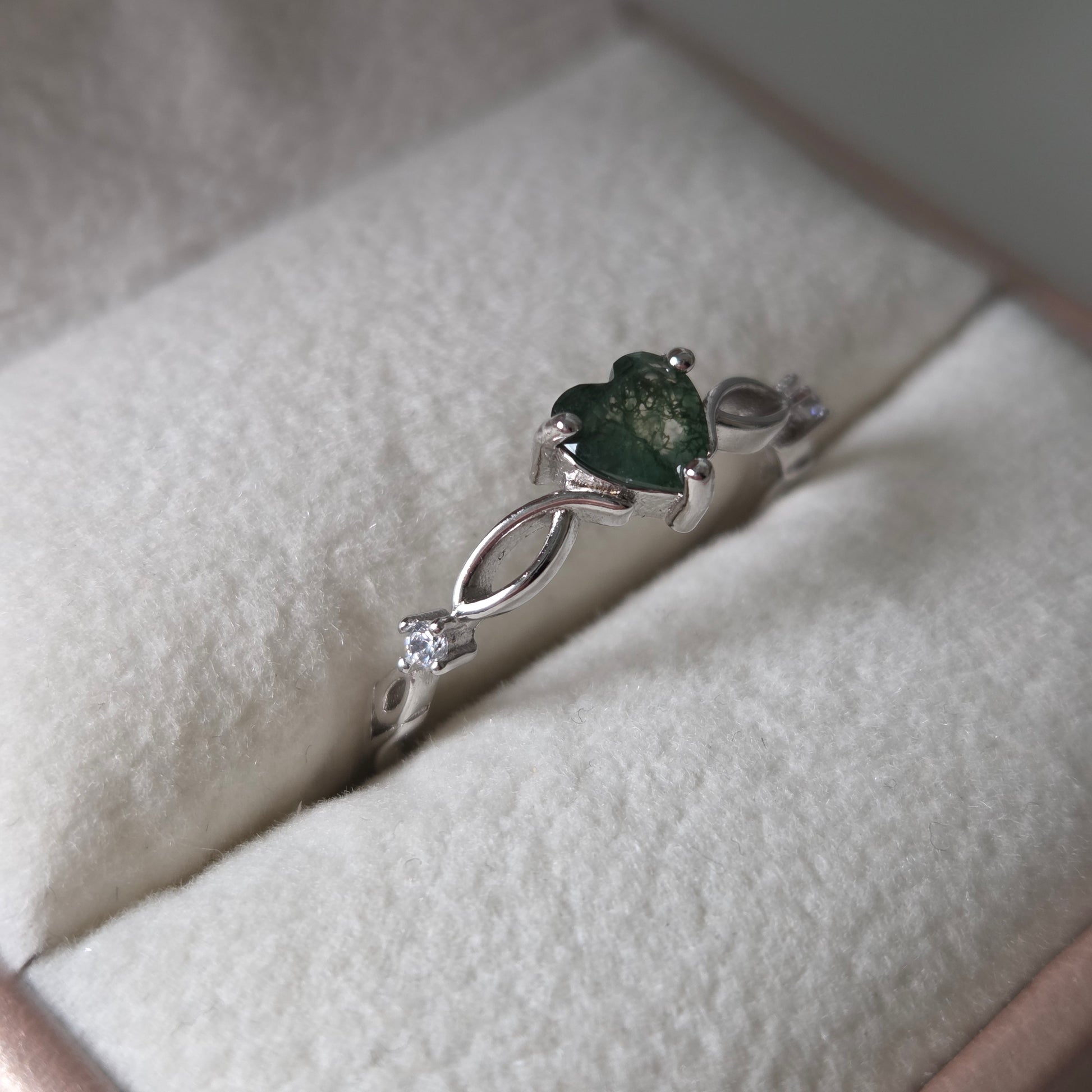 Evergreen Heart Natural Moss Agate Ring | 925 Sterling Silver Moonstone&Sage