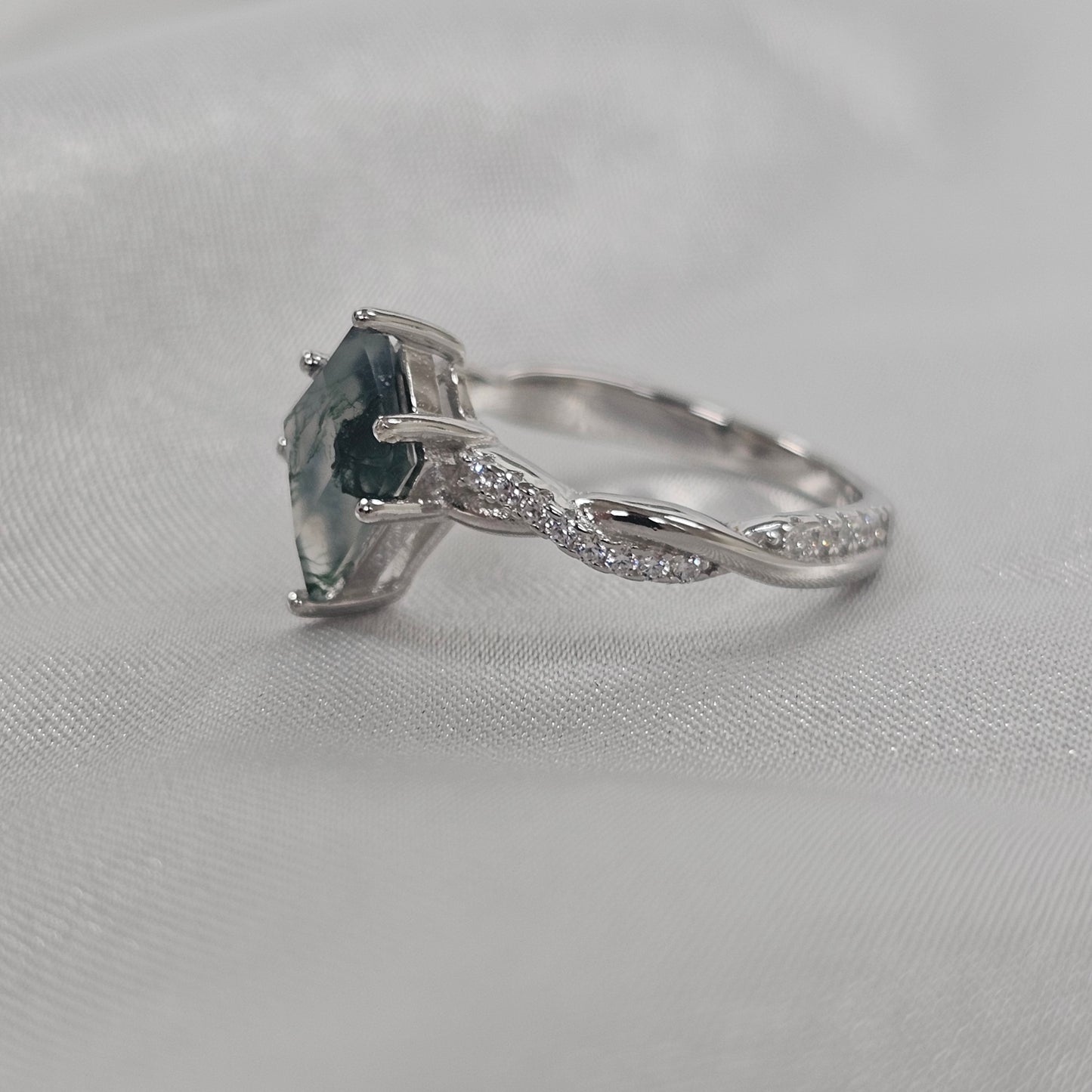 Forest Glade Moss Agate Ring | Kite Cut 925 Sterling Silver